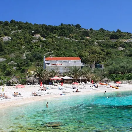 Studio Hvar 8785b